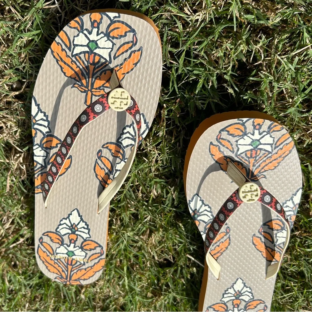 Tory Burch Flip-Flops - Picture 2 of 11